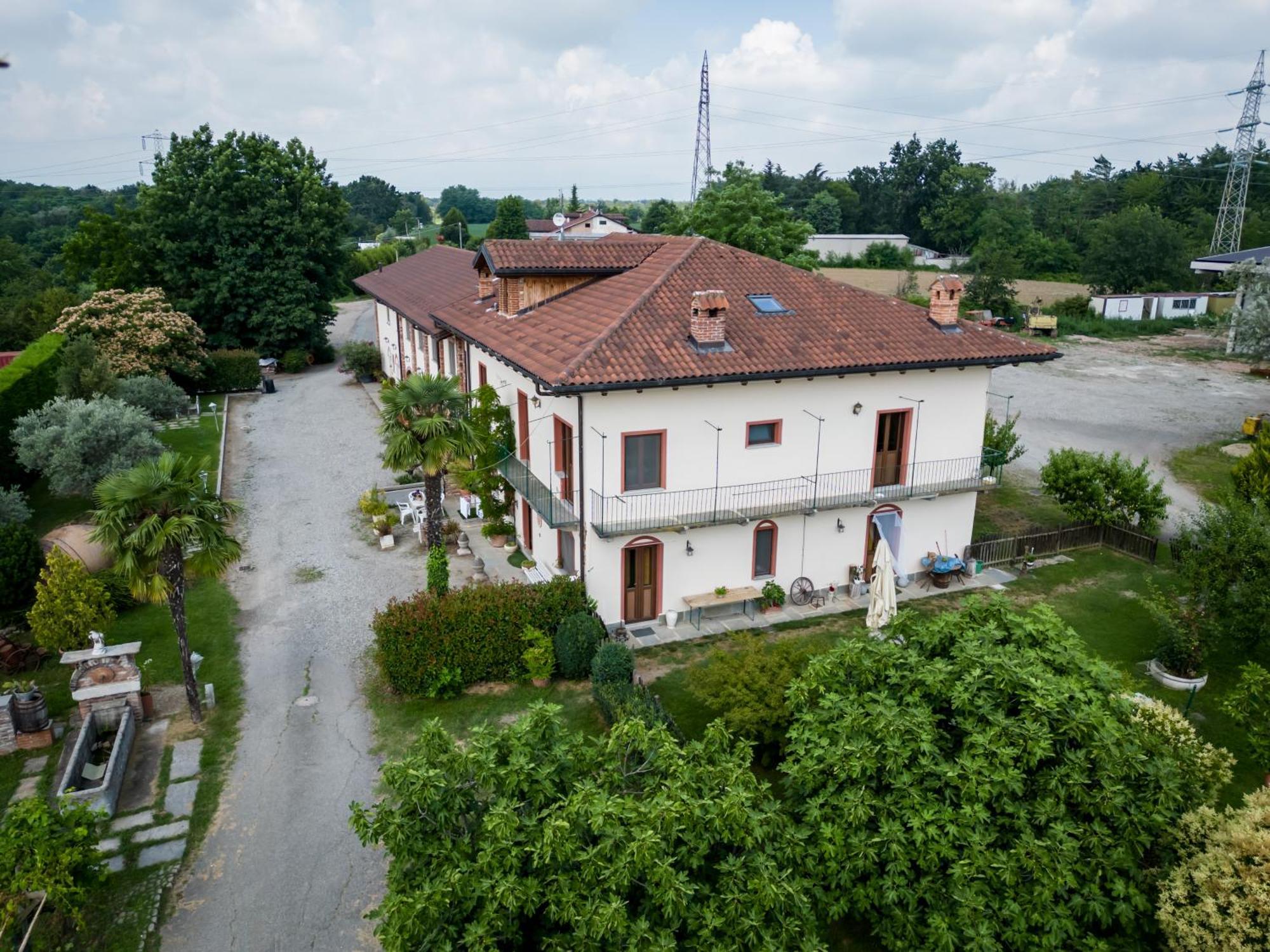 Agriturismo Parco Campofelice Bed & Breakfast Lombardore Exterior photo