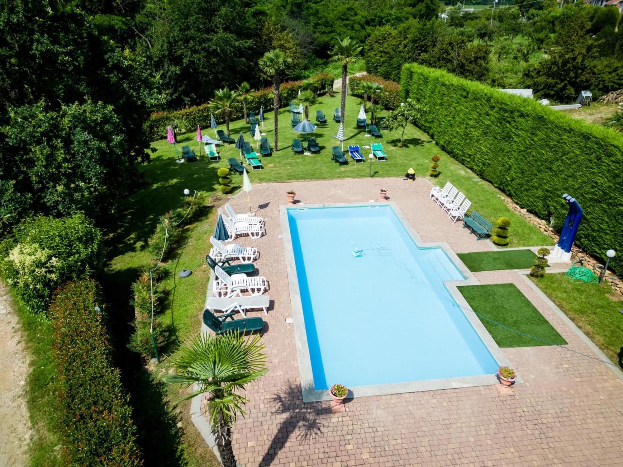 Agriturismo Parco Campofelice Bed & Breakfast Lombardore Exterior photo