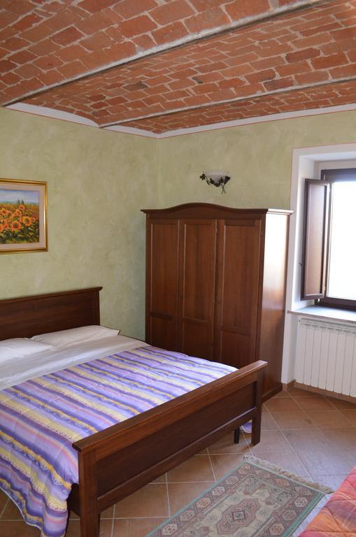 Agriturismo Parco Campofelice Bed & Breakfast Lombardore Room photo